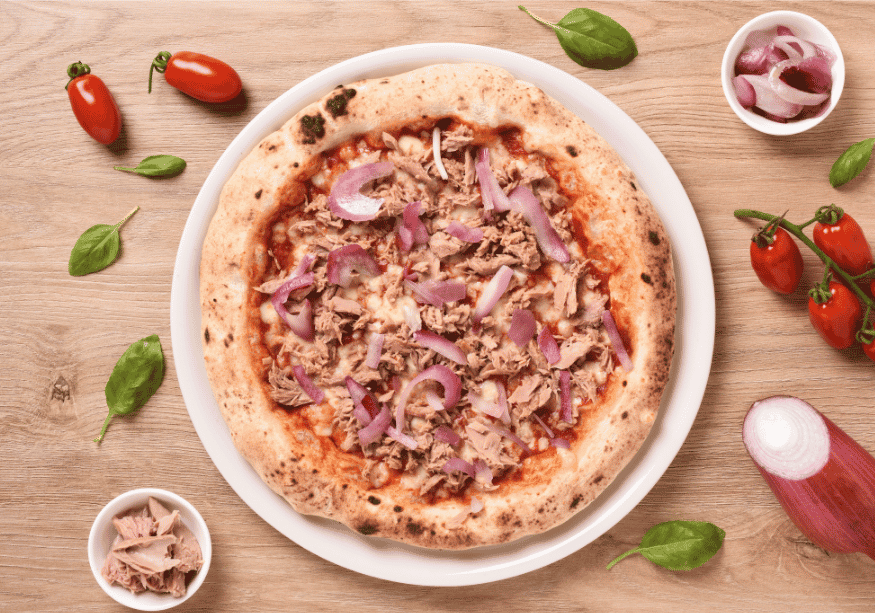 Pizza protéinée au thon et à l'oignon