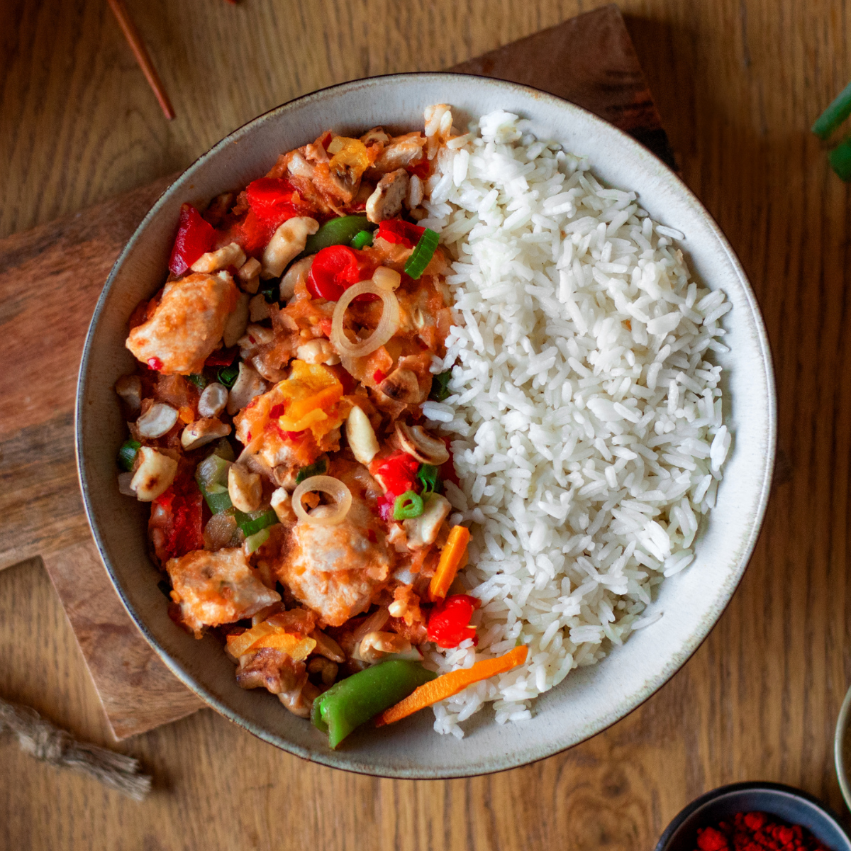 Gai Pad Med Mamuang with rice