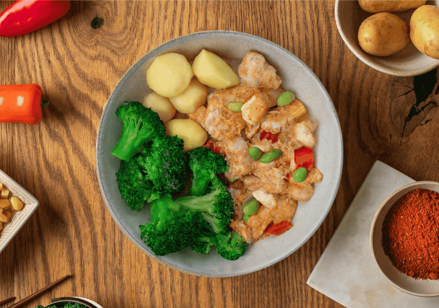 Pa Naeng thaïlandais avec poitrine de poulet