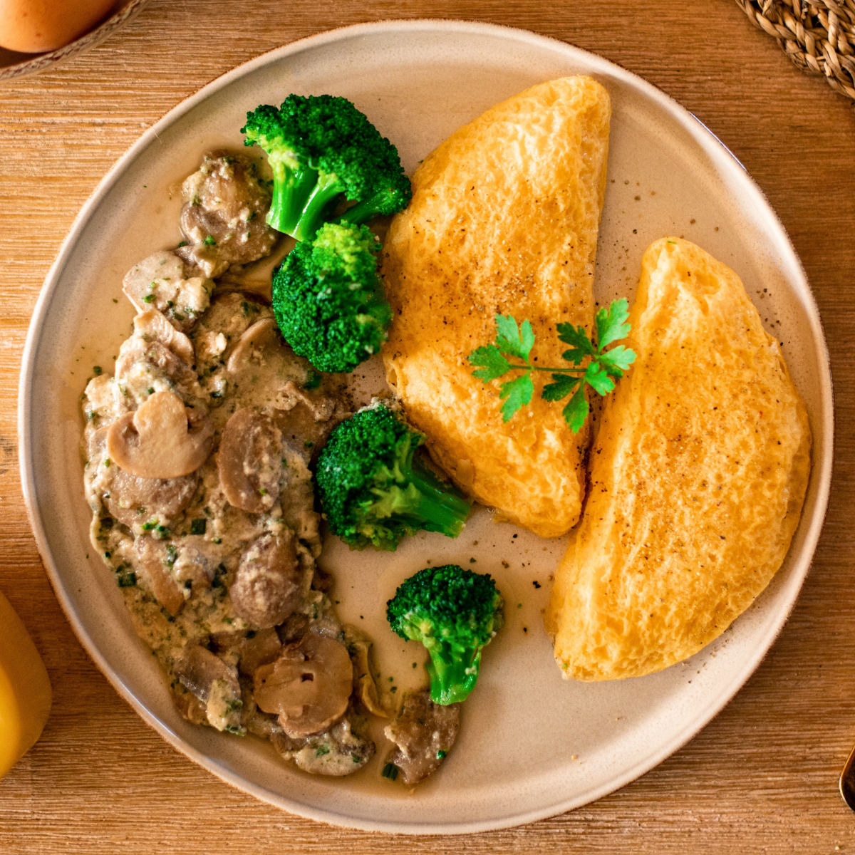 CH: Omelette mit Pilzrahmsoße